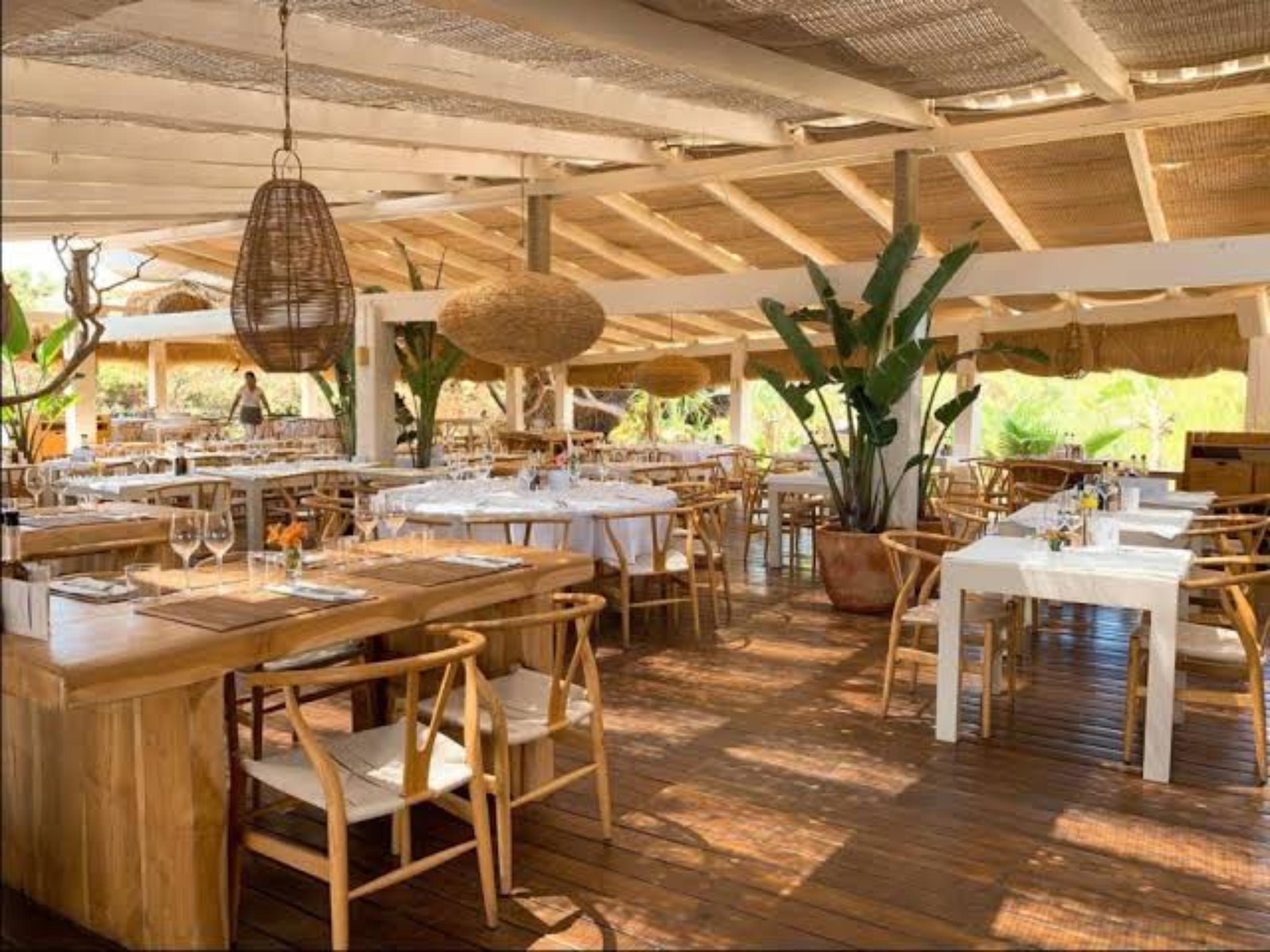El Chiringuito Ibiza - Lunch Spots