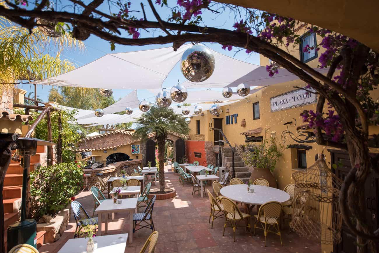 Pikes - Bars & Clubs