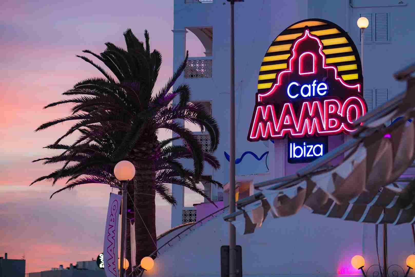 Mambo cafe - Bars & Clubs
