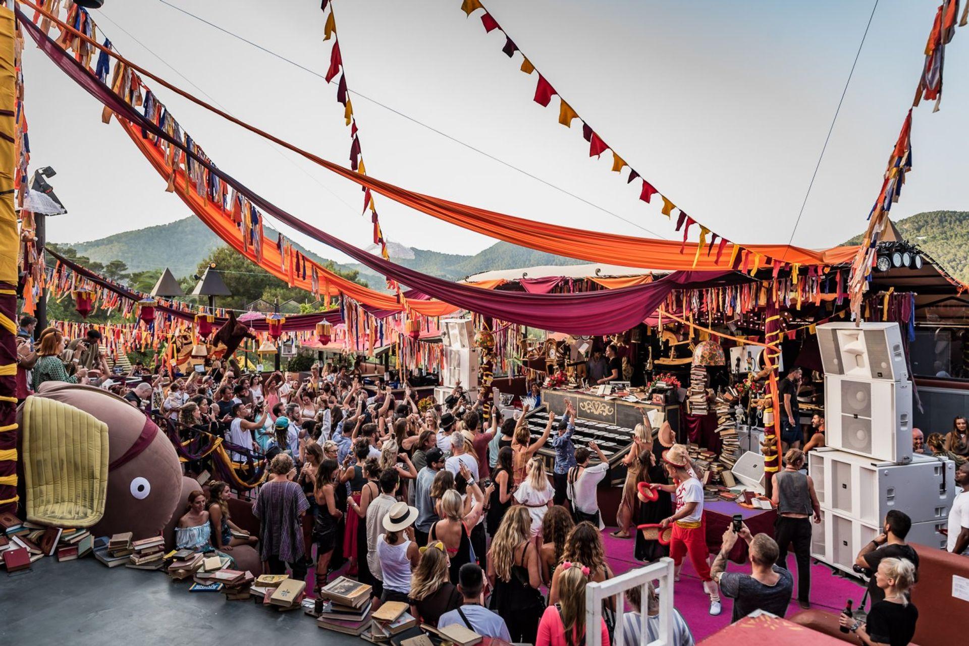 Cova Santa - photo 2