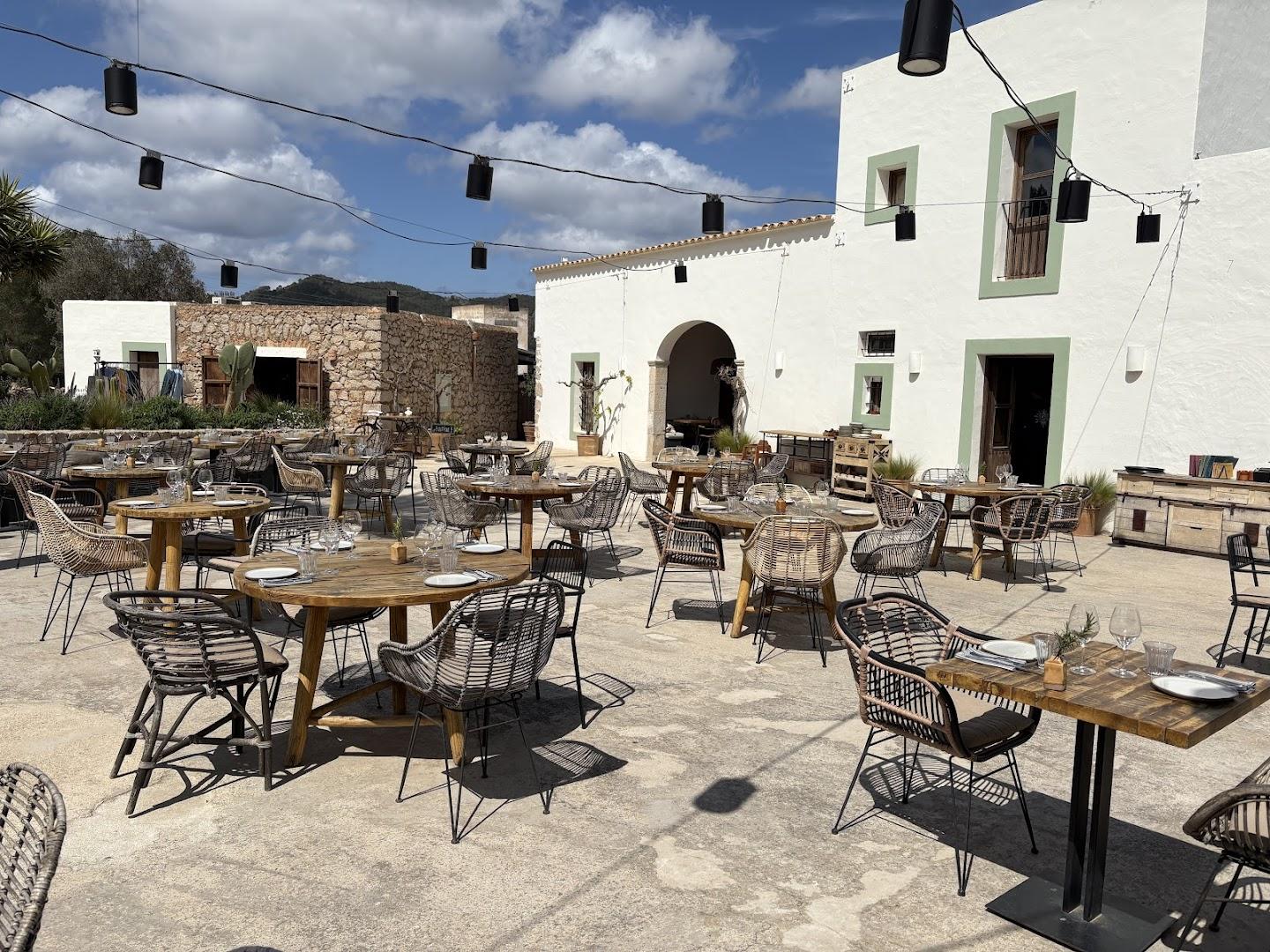 Juntos House Restaurant & Boutique - Dinner Venues