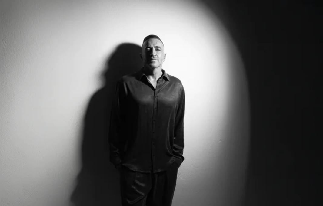 VALERON & BAND (LIVE) - AUG 22