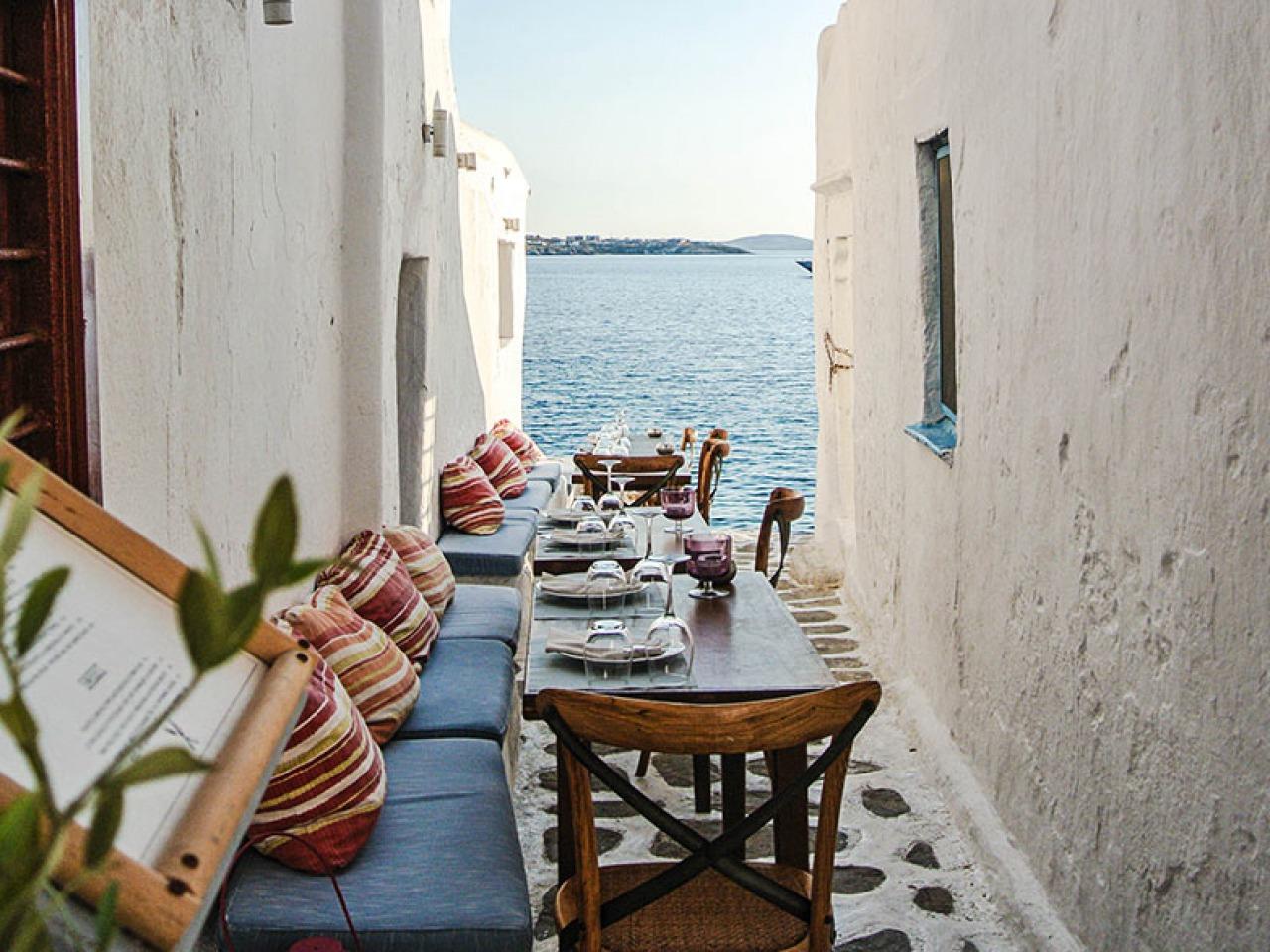 Kastro's Restaurant - photo 3