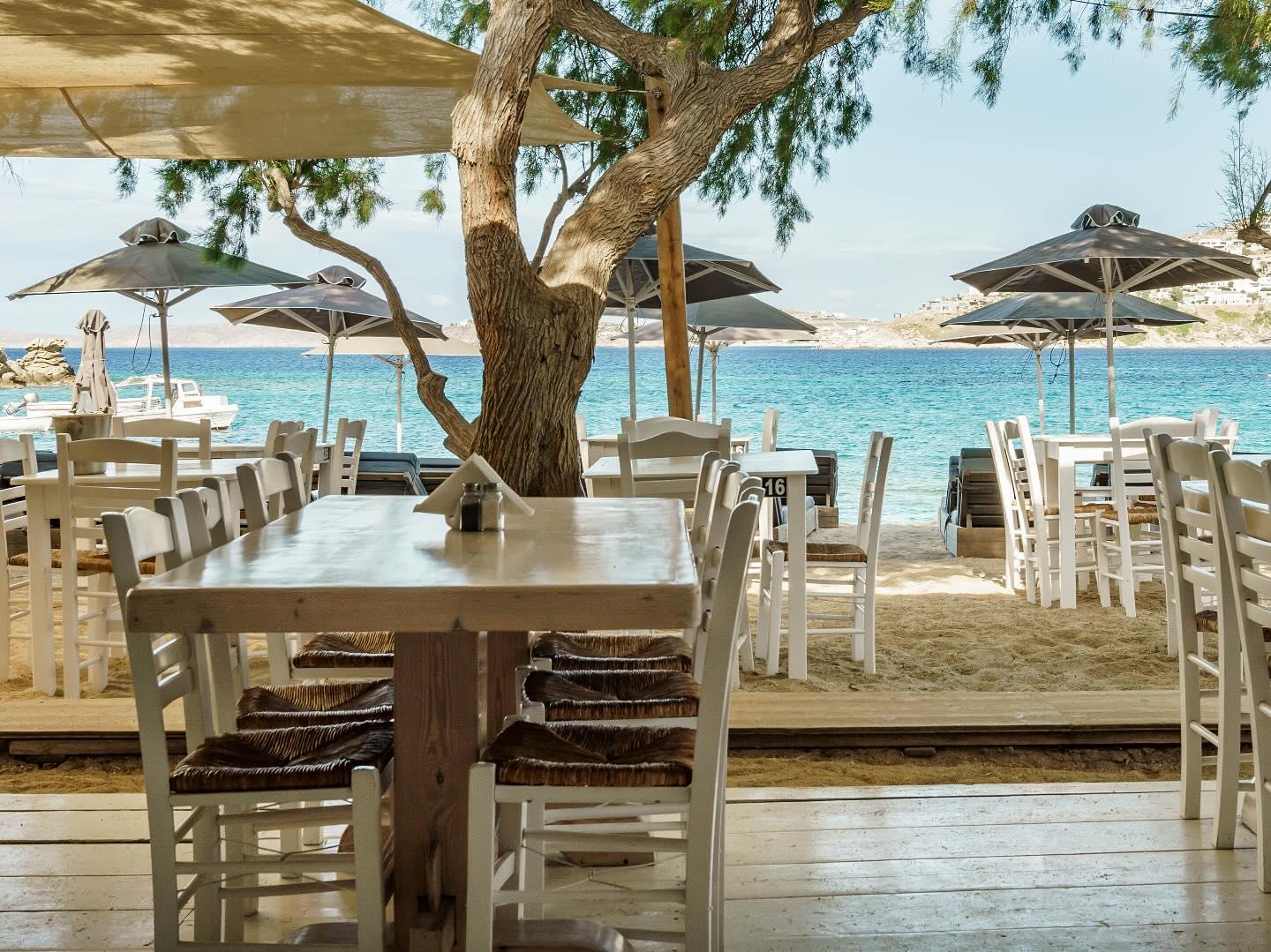 Nikolas Tavern - Lunch Spots