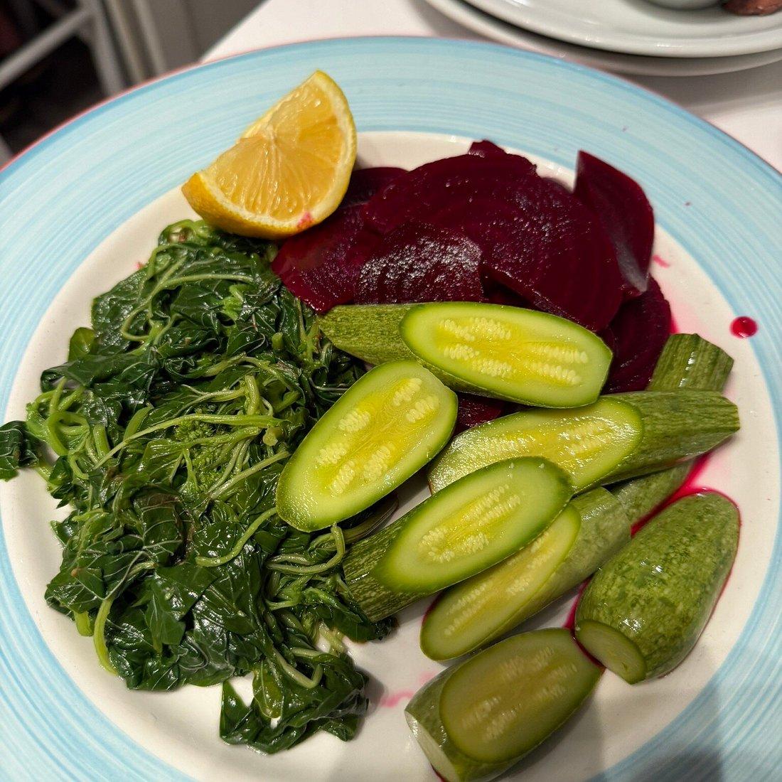 Niko's Taverna. - photo 2