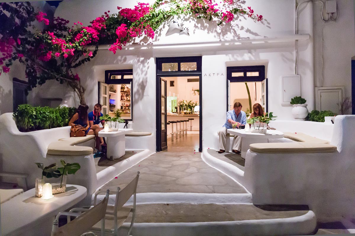 Astra - Bars & Clubs