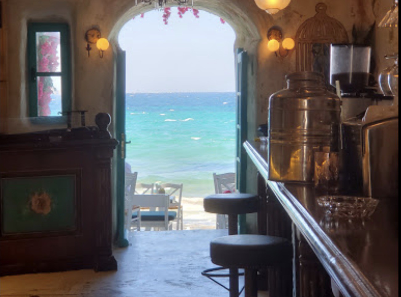 Negrita Bar - Bars & Clubs