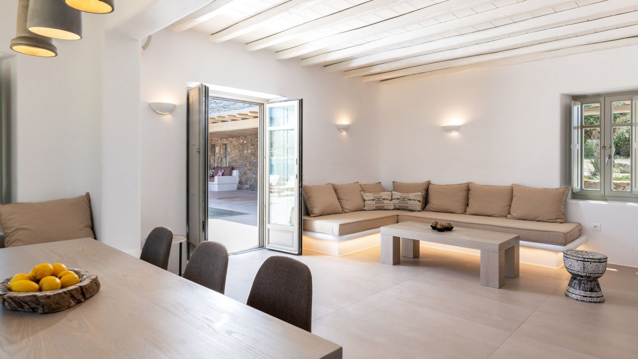 Aleo - Main House