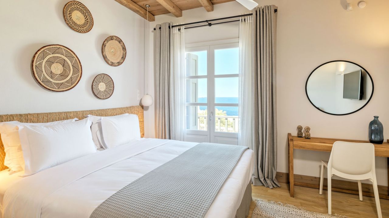 Delphine - Guest Houses