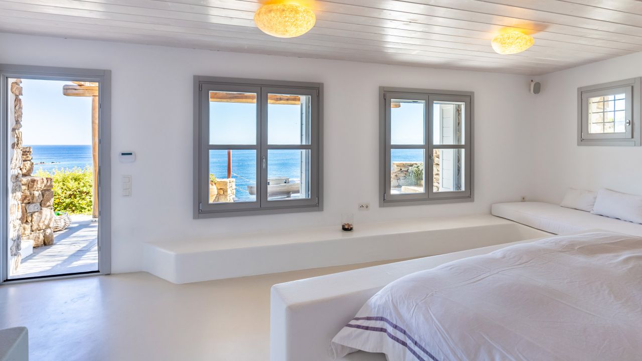 Destino - Independent Bedroom