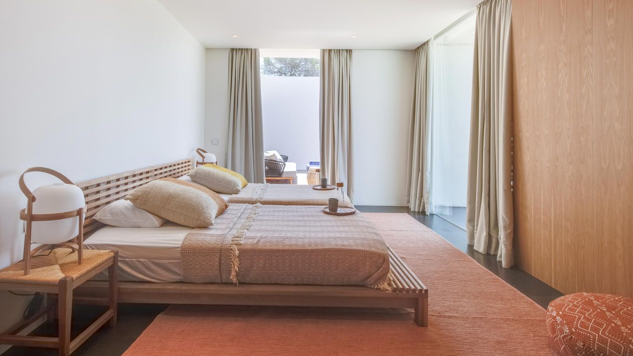 Equinox - Guest Suites