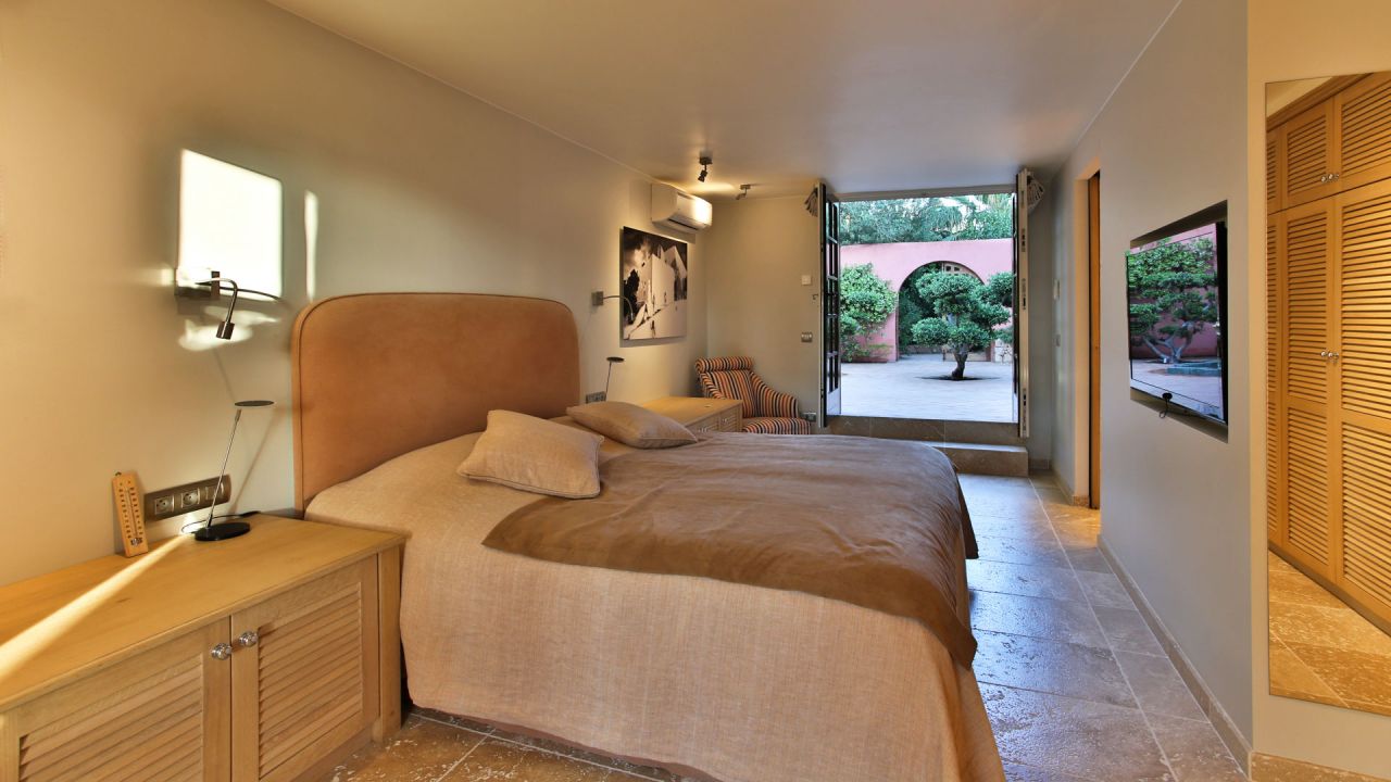 Ghibli - Guest House