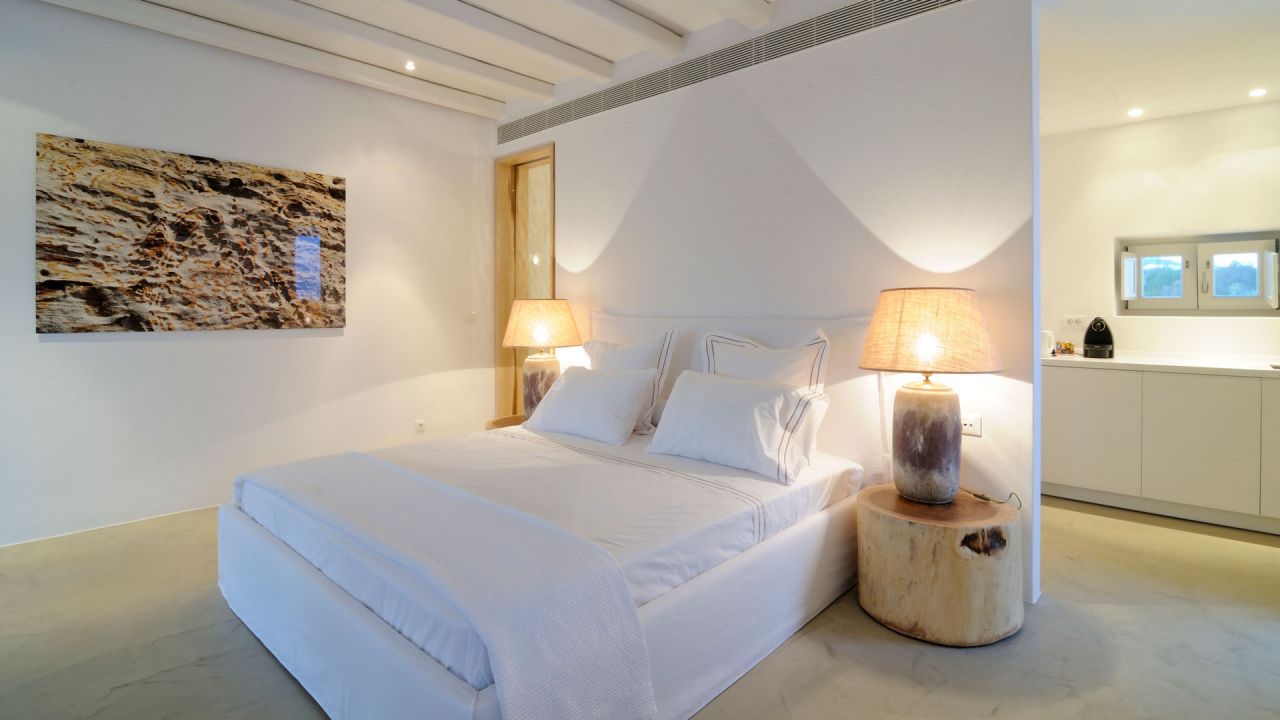 Golden Beach House - Guest Houses