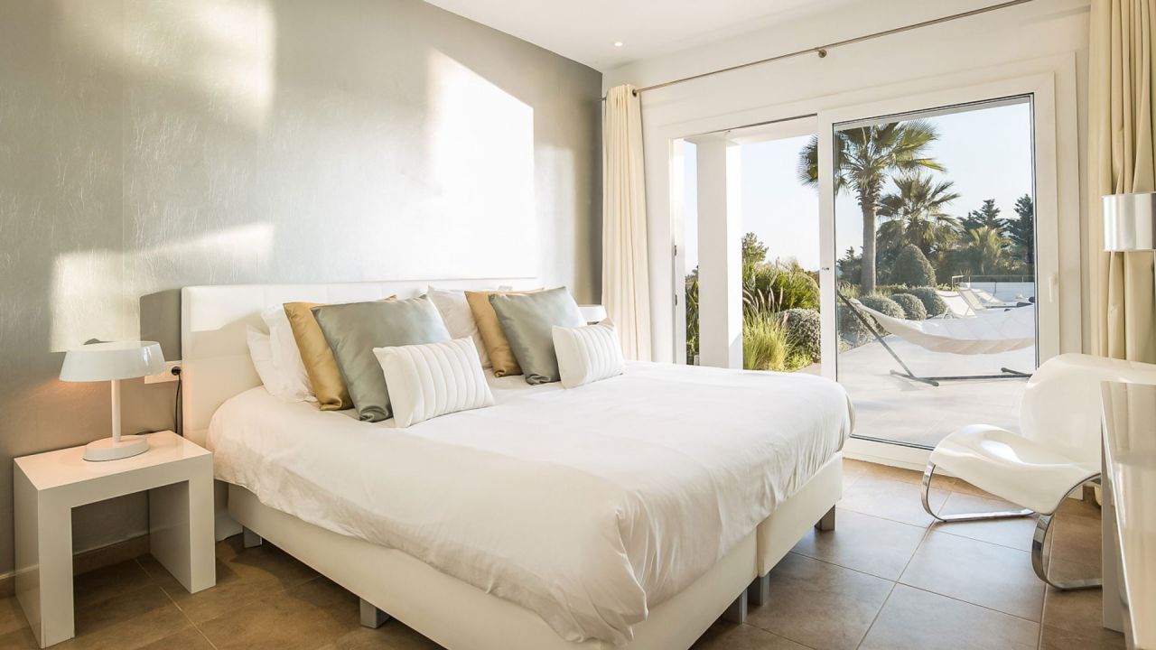Ivory - Guest House