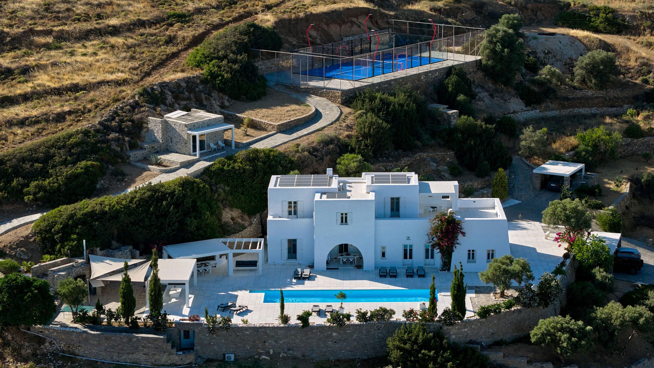 La Luna - Kostos, Paros
