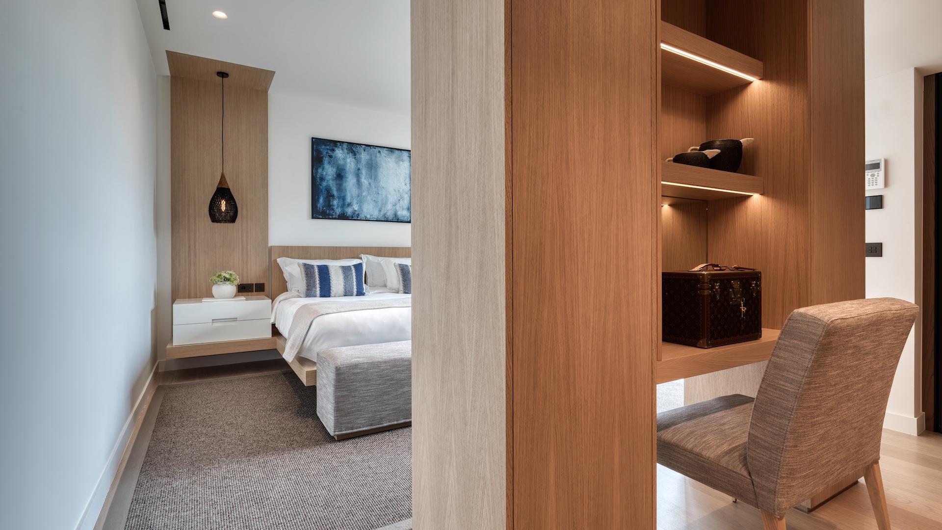Lenos - Independent Bedroom
