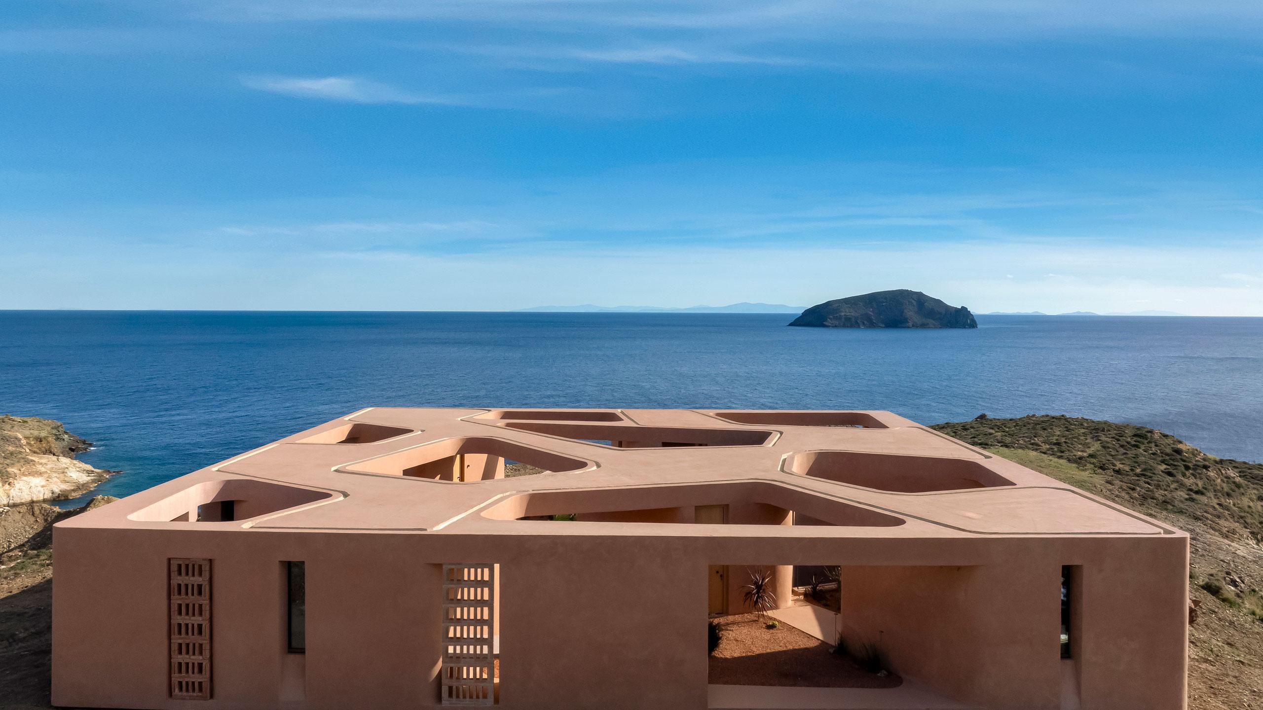 Nexūs - Lia, Serifos