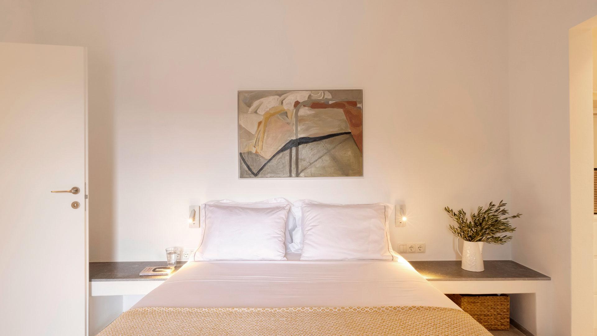 Skyfall - Guest House