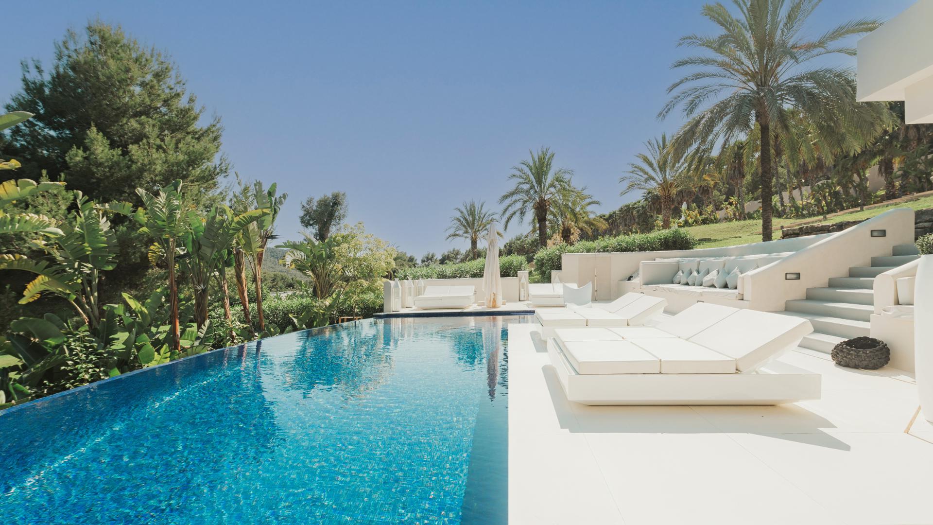 The T House - Guest House